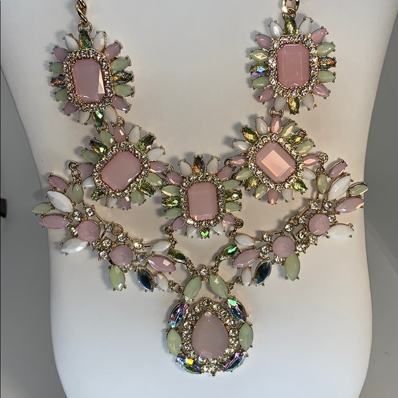 Natasha Couture Jewelry - Natasha statement necklace in pink